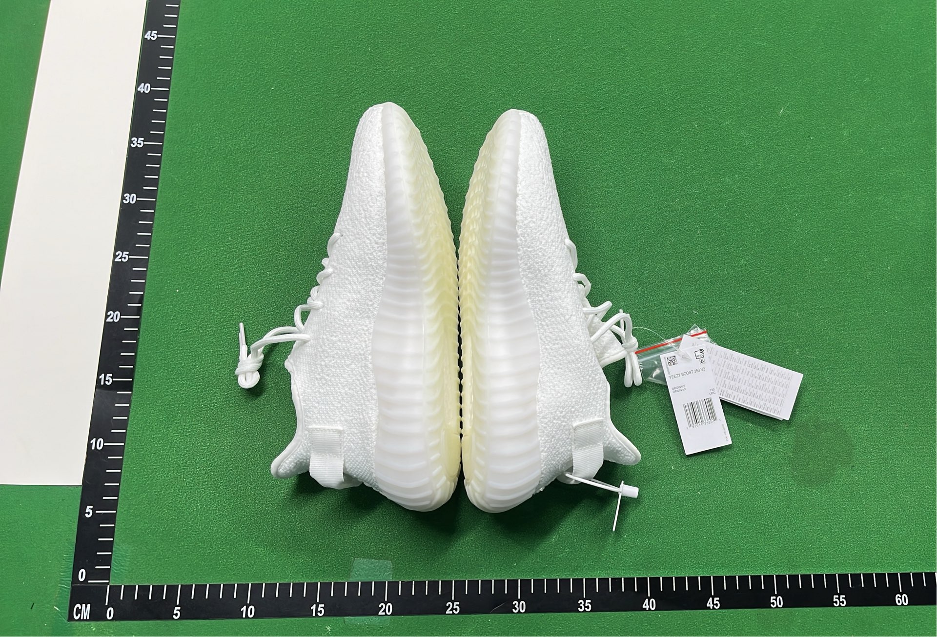 Y**zy V2 — Shoes — #6681 6