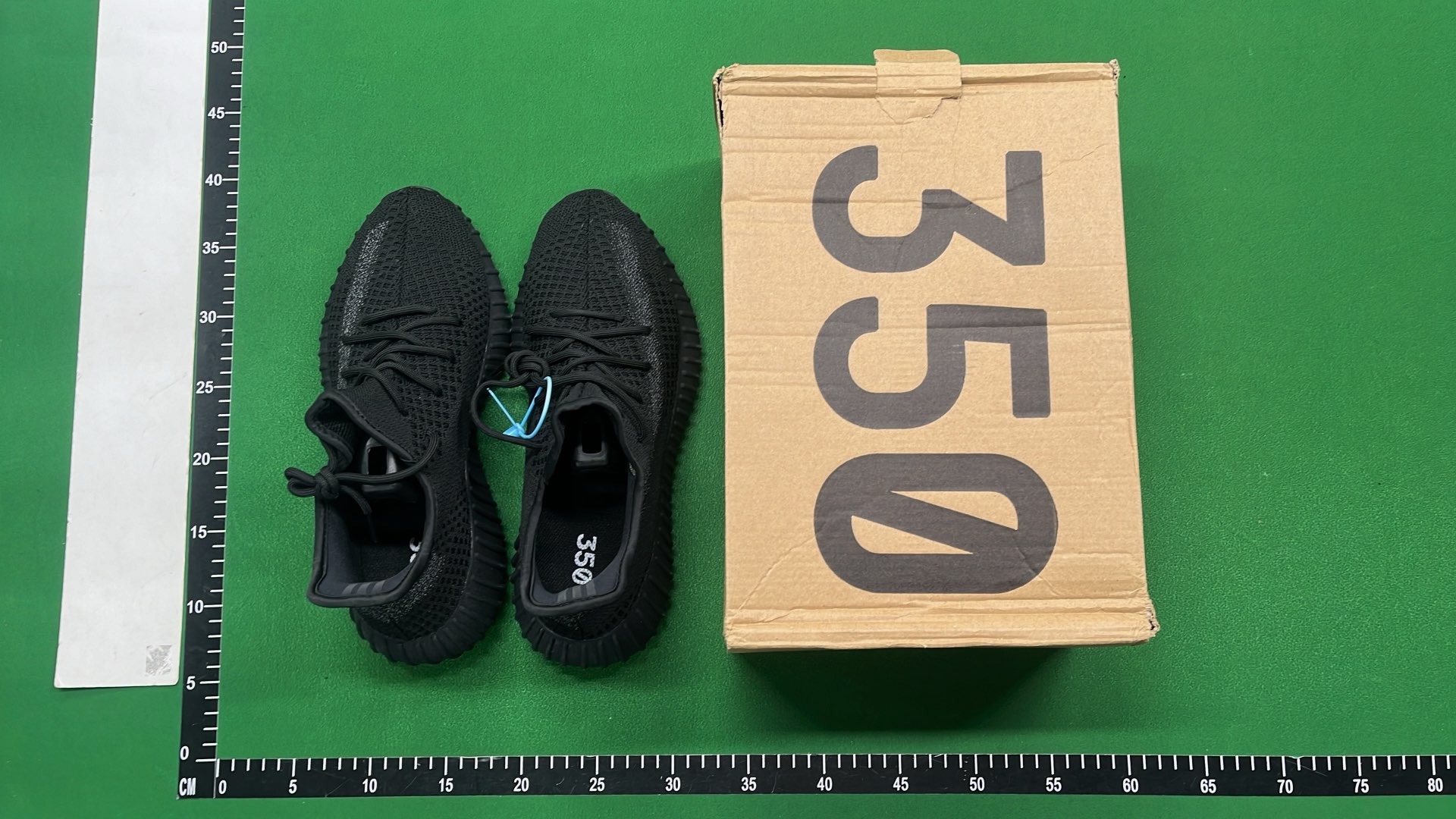 Y**zy V2 — Shoes — #6681 9