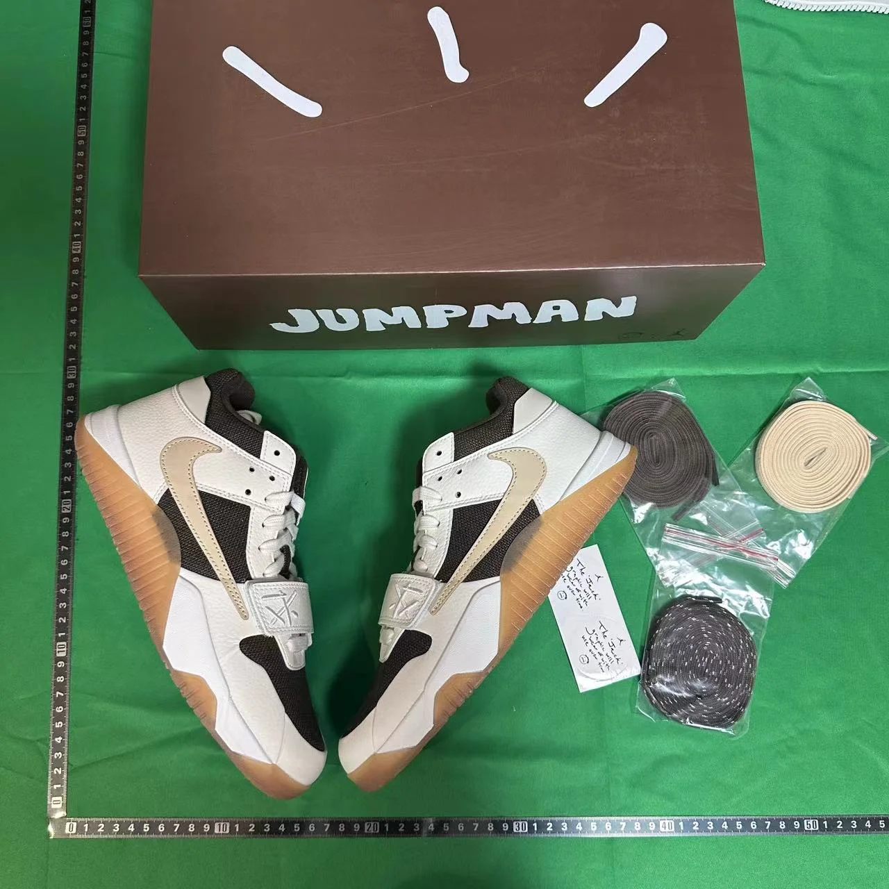 Sneakers — WT08 3