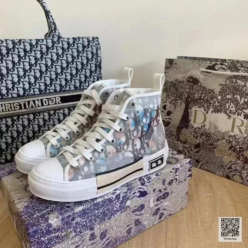 Shoes — QMQ7 4
