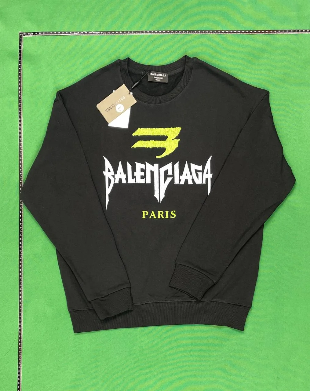 Sweatshirt — BB* 5