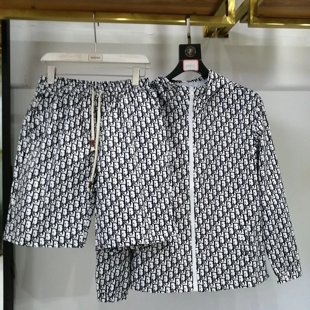 Clothing Set — Item 6761 4