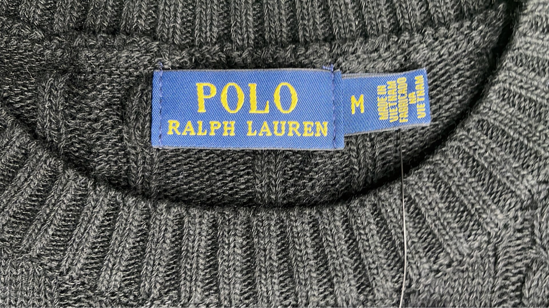 Knitwear — #6777 3