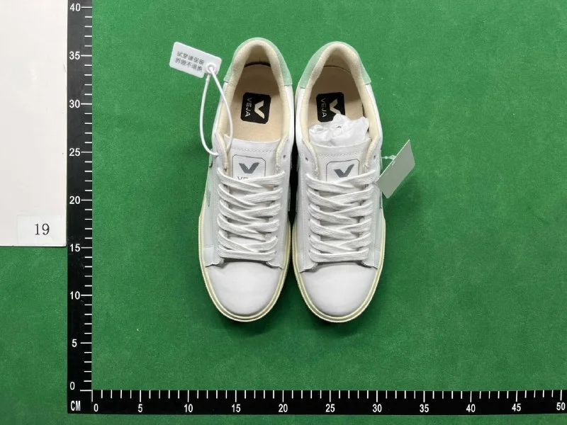 Unisex Shoes — TU66 4