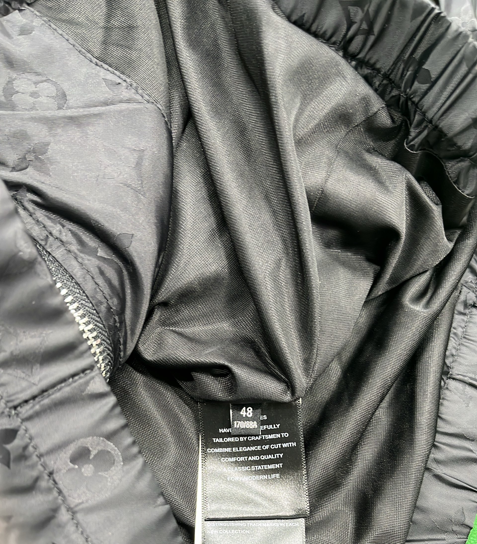 Sweatshirt — #6807 7