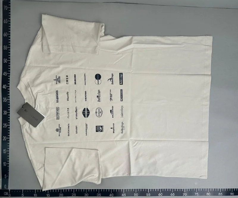 Unisex Loose-Fit Short-Sleeve T-Shirt Selection — LOGO 4