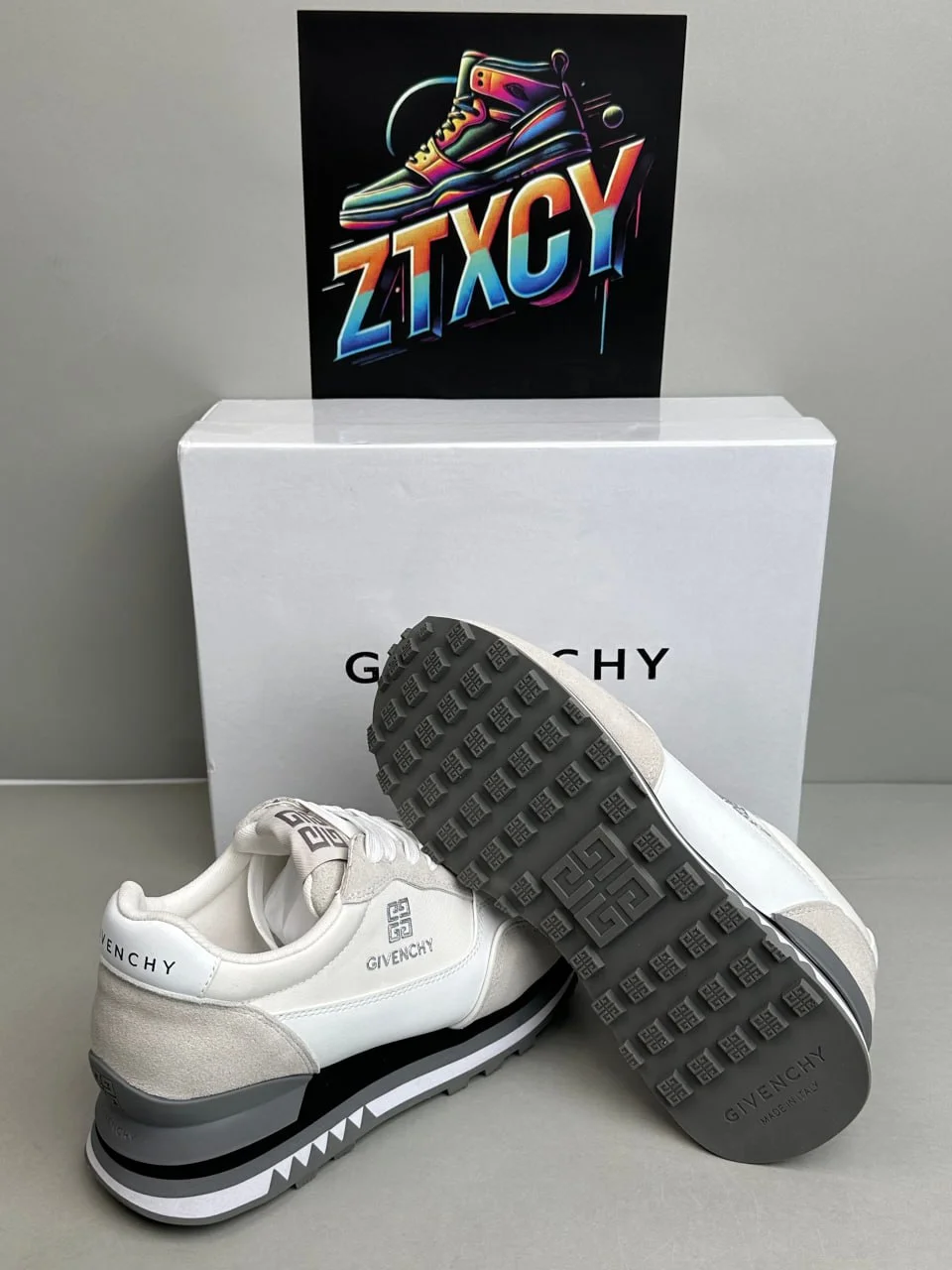 Sneakers — CY — #6835 3