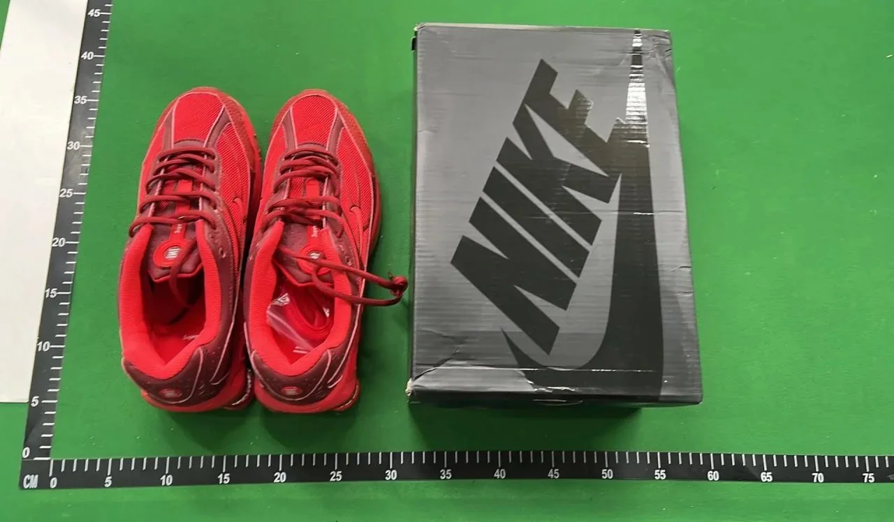 Sneakers — #6845 3