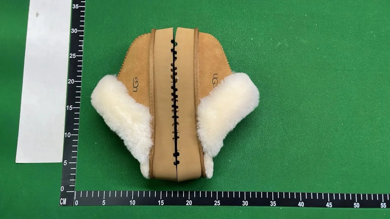 Business friendly comfortable boots 5