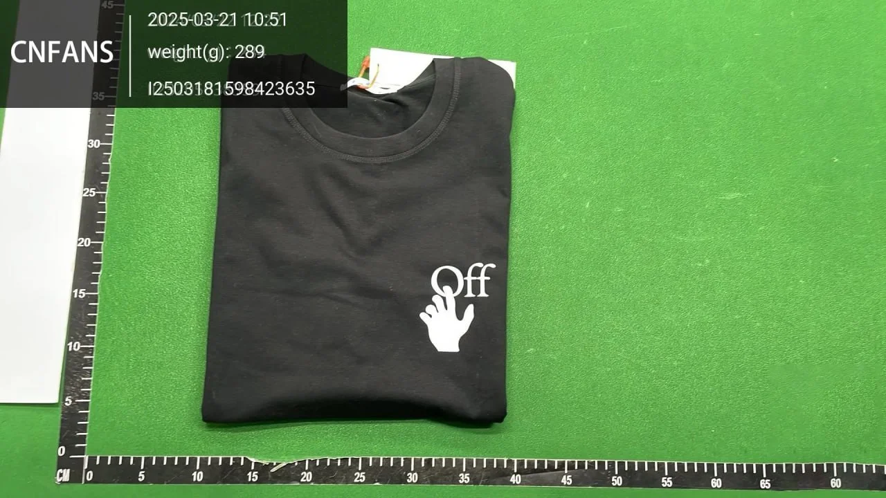 1014 — T-Shirt 7