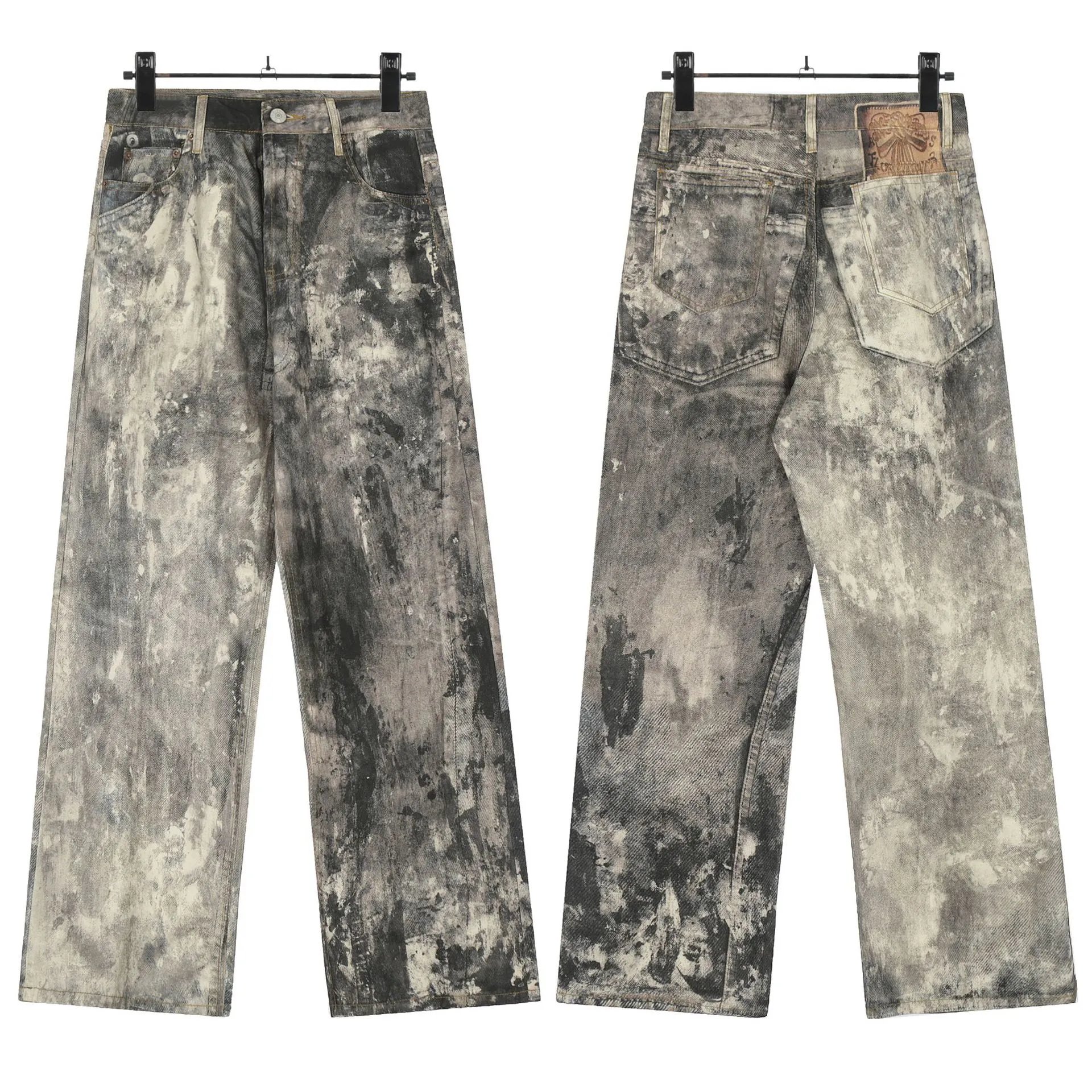 Loose-Fit Graffiti-Print Distressed Jeans Selection — AC