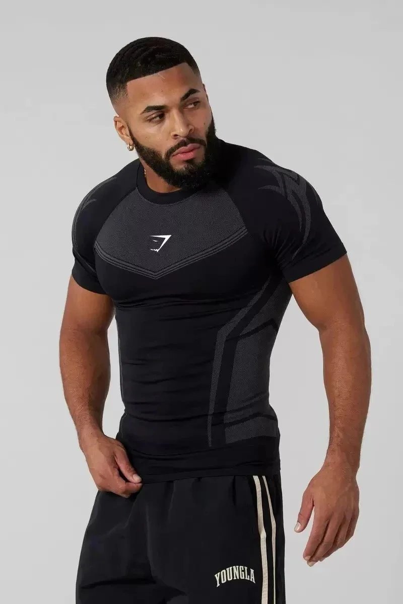 Short-Sleeve T-Shirt & Shorts Set — WH08