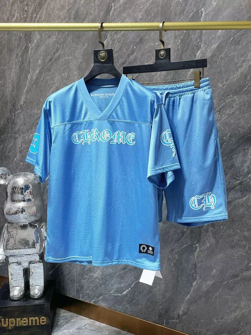 Clothing Set — ZZW15 / Whats 4