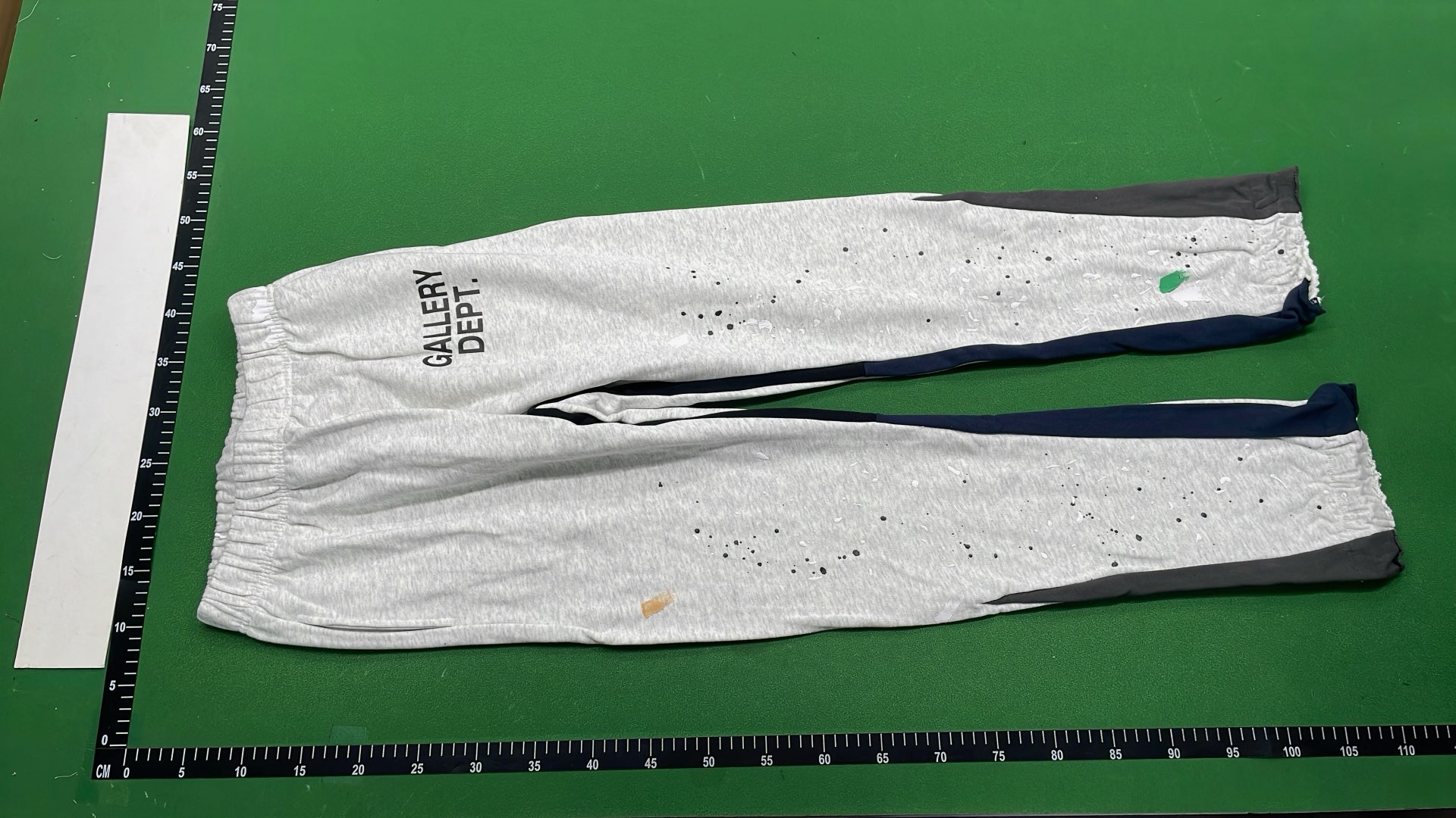 Men's Panelled Sweatpants 8